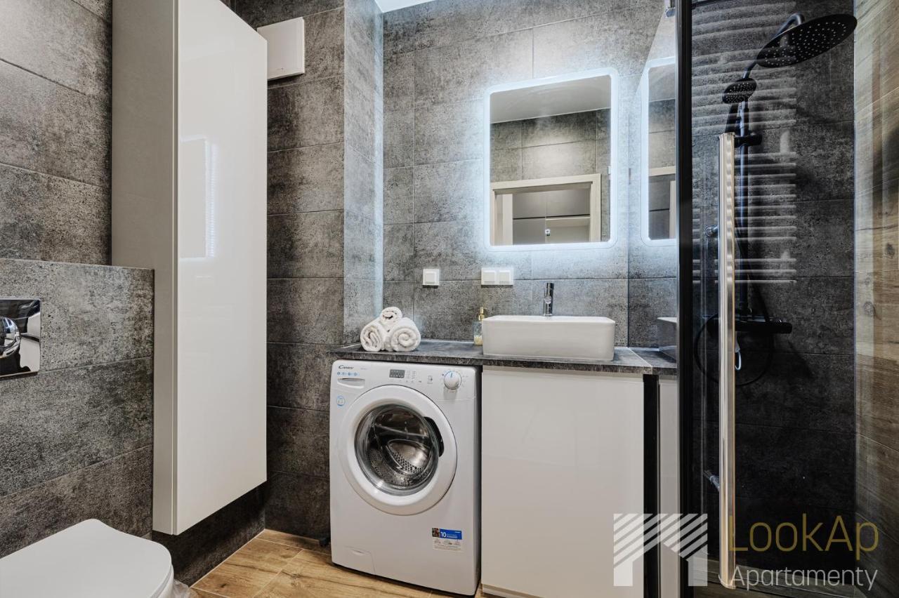 Primo V By Lookap Appartement Łódź Buitenkant foto
